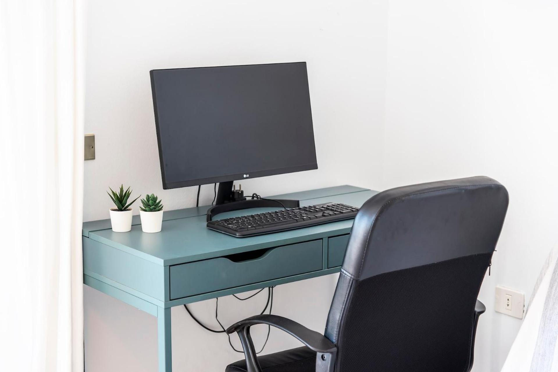 Апартаменты Quiet And Cozy Workation Place Near The Town Center With Cliffs And Ocean View *